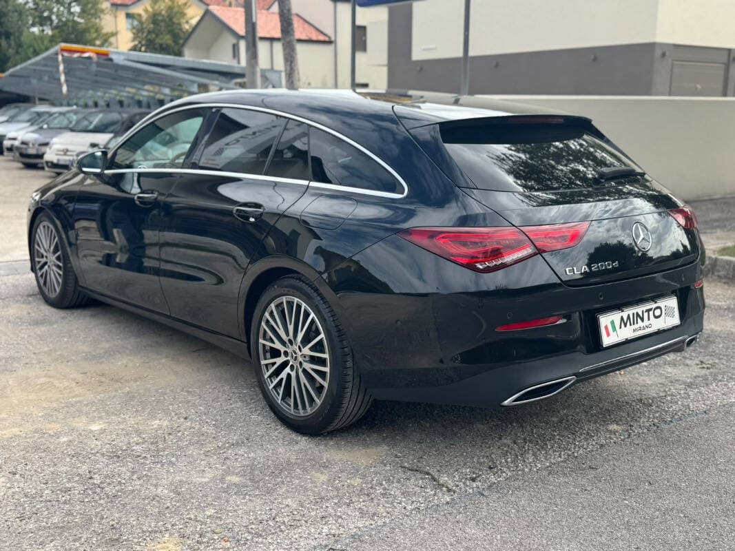 Mercedes CLA Shooting Brake CLA SB 200 d Business auto — foto 2 di 21