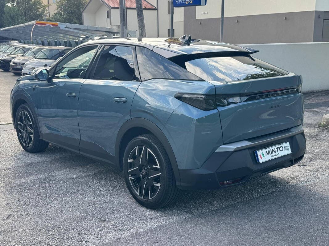 Peugeot 3008 1.2 hybrid GT 145 CV e-dcs6 — foto 2 di 29